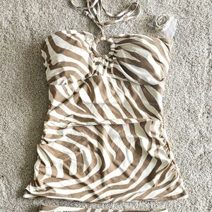 Micheal Kors 2 piece bathing suit size small. Brand new with tags.